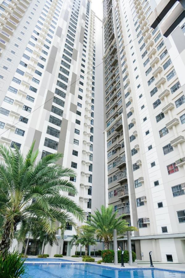 Ezeniel'S Place At Horizons 101 Condominium Cebu Exterior photo